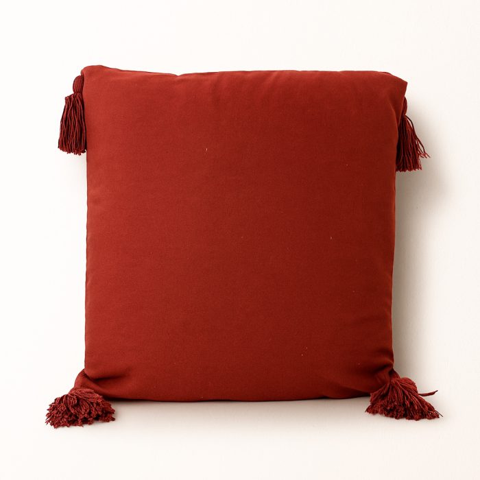 ALMOF POMPOM 24 MADDER BROWN 45X45 - Image 1